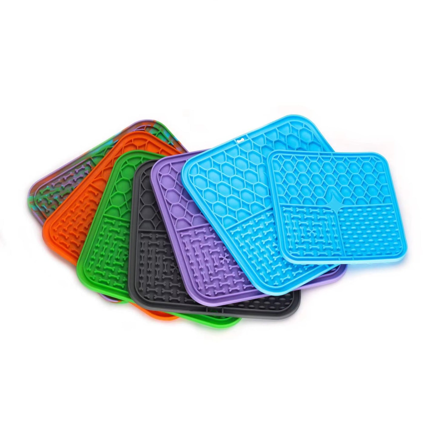 Engaging Dog Licking Mat - Slow Feeder for Happy and Healthy Pets